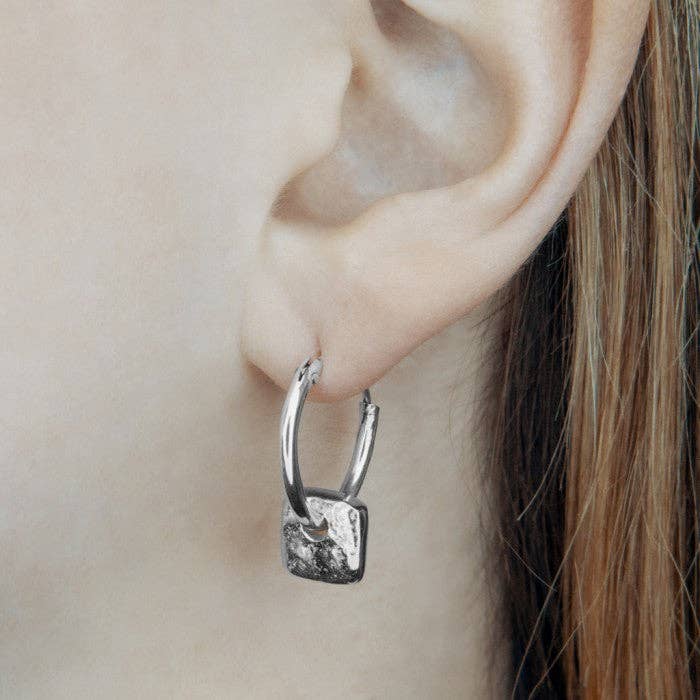 Otis Jaxon London – wholesale Hoop earrings – Organic Square Silver Hoop Earrings0