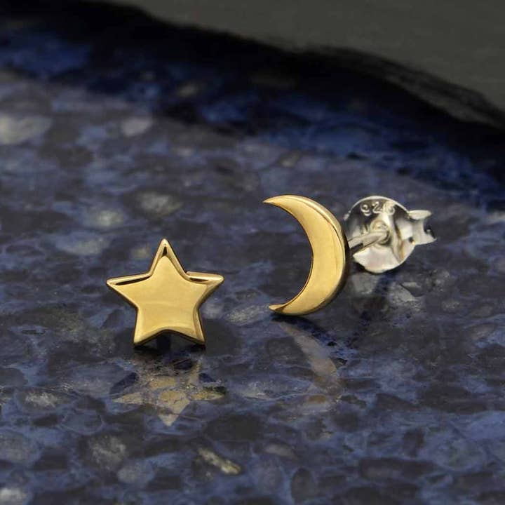 Nina Designs - Wholesale Stud/Post Earrings - Sterling Silver or Bronze Star and Moon Stud Earrings 7x5mm1