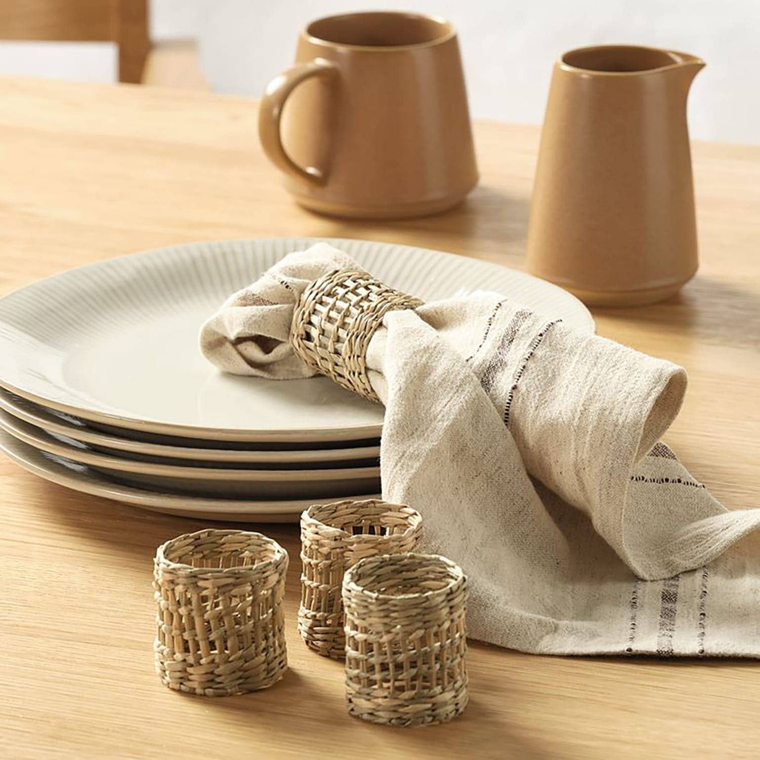 Etnico del Mondo - Wholesale Napkin Ring - Set of 4 Natural Napkin Rings Diameter 5cm Height 5cm0