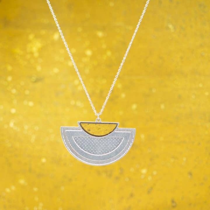 Collier SUNSET GOLDEN argenté pour la vente par Little Etincelle