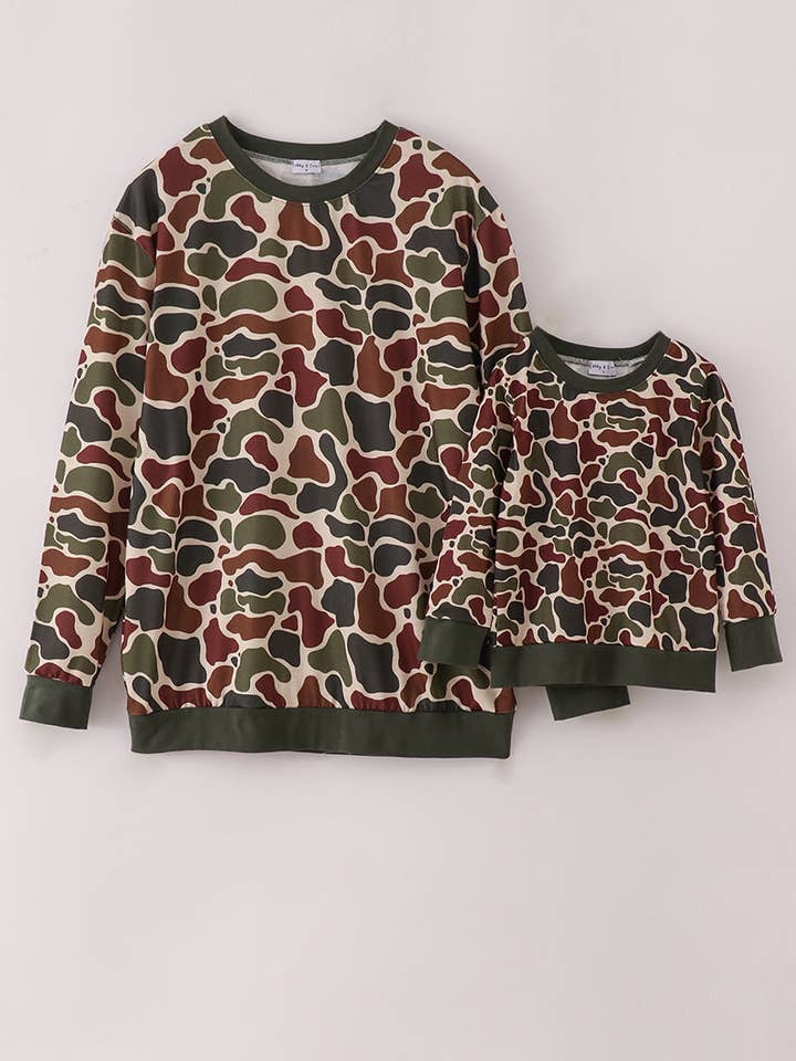 Camouflage dad&me sweatshirt for wholesale by Mom & Co.