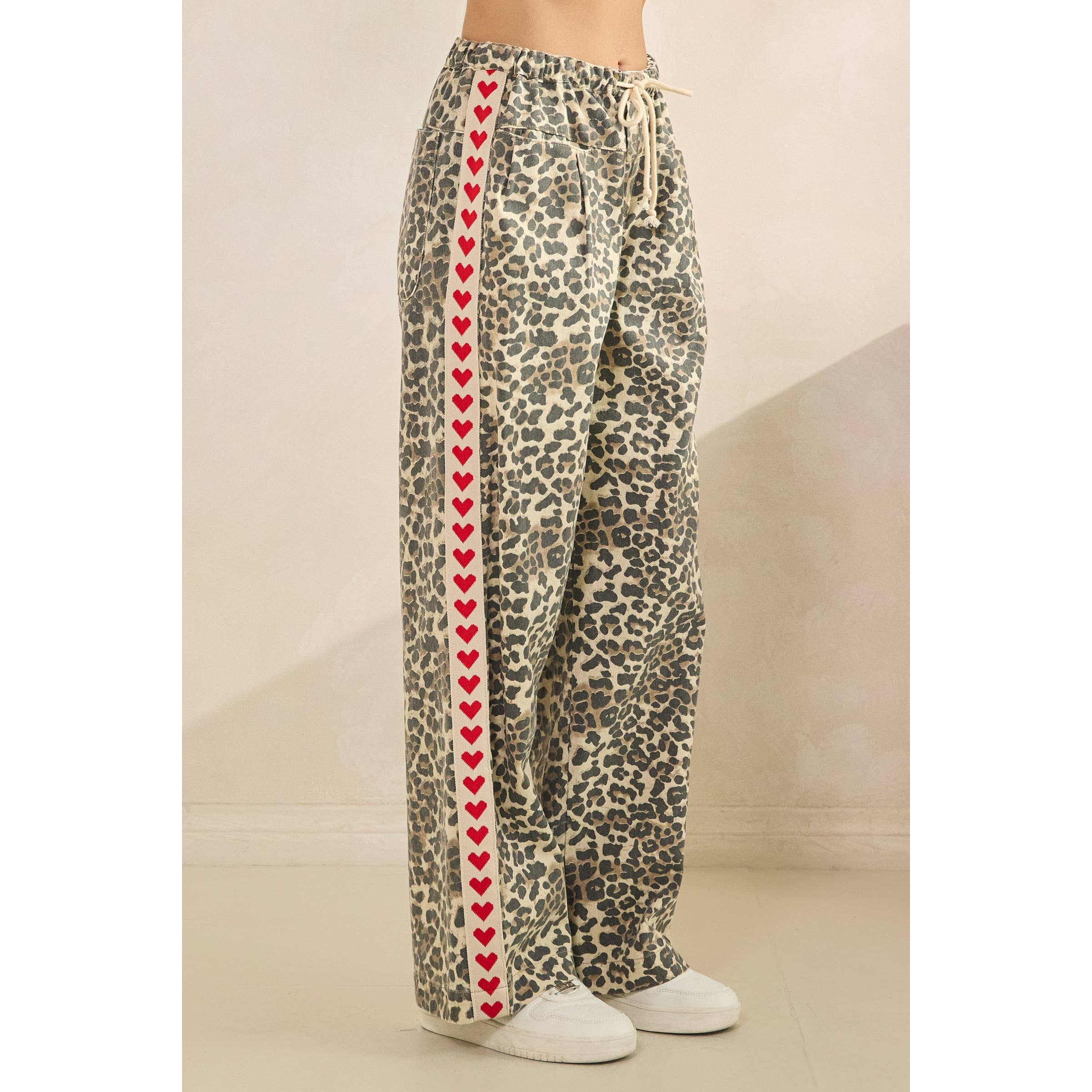 Veveret – wholesale Pants – Women's – Leopard Printed Striped Wide Legged Pants16