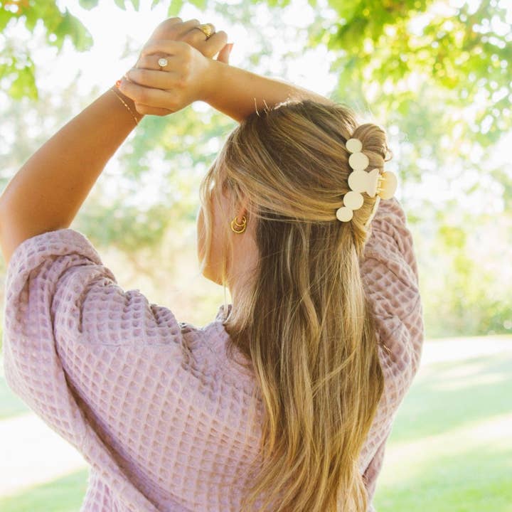 Shop Andi - Wholesale Hair Clip - Women's - Circles Claw Clip29