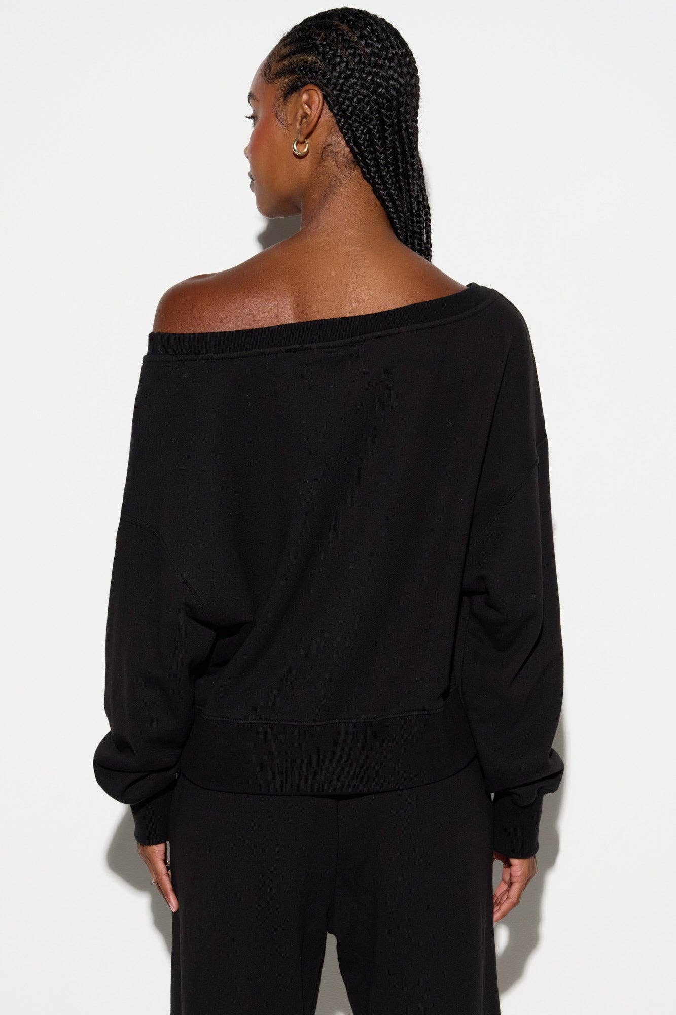 BLACK Sg La Vida 2.0 Sweatshirt for wholesale on Faire1