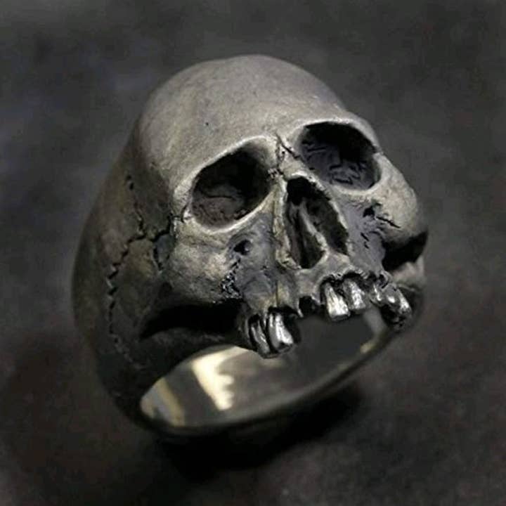 anillo de hombre estilo retro calavera punk y otras tendencias de Resultados para anillos calaveras al por mayor. Devoluciones gratuitas y condiciones de pago a 60 días en Faire en Faire.