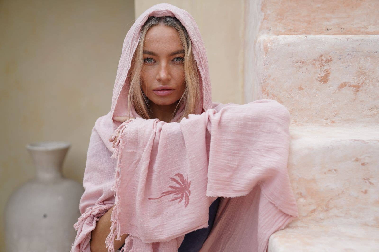 Voyage the Label - Wholesale Beach Bag - Jamaica Pareo - Pink 1