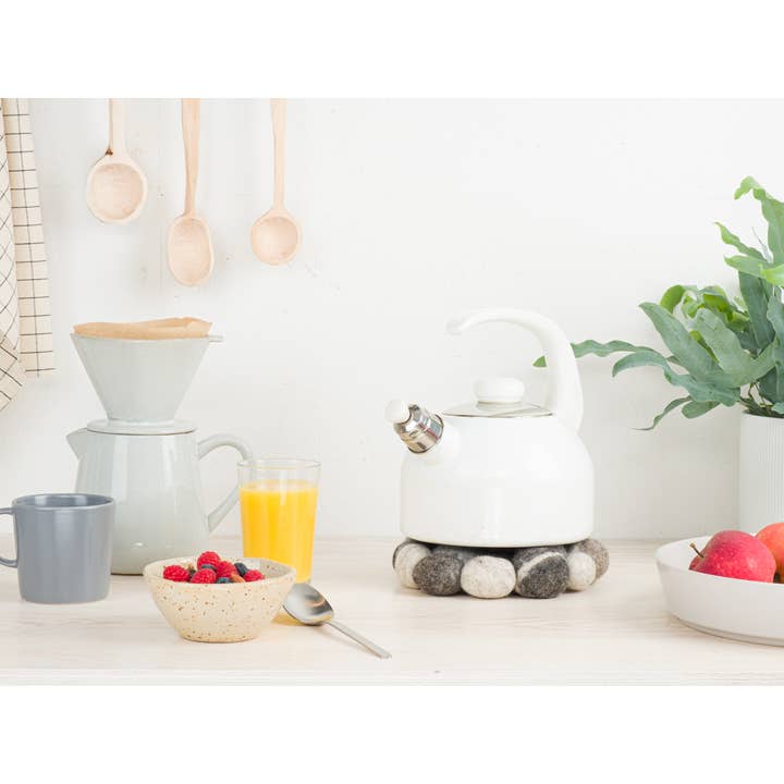 myfelt - Wholesale Trivet - Hardy round trivet 100% wool2