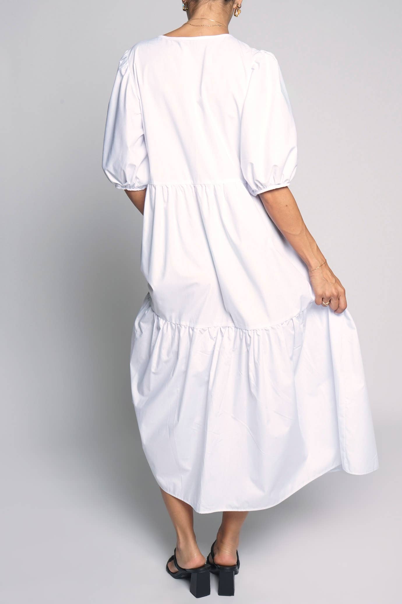 Sans Souci - Wholesale Jurk - Dames - POPLIN MAXIJURK MET STRIKSLUITING VOOR6