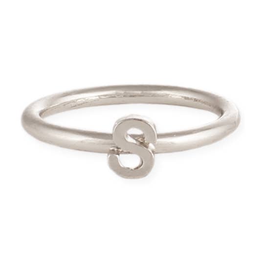 Sølv indledende stabling Ring - Bogstav S for engroshandel hos ZAD