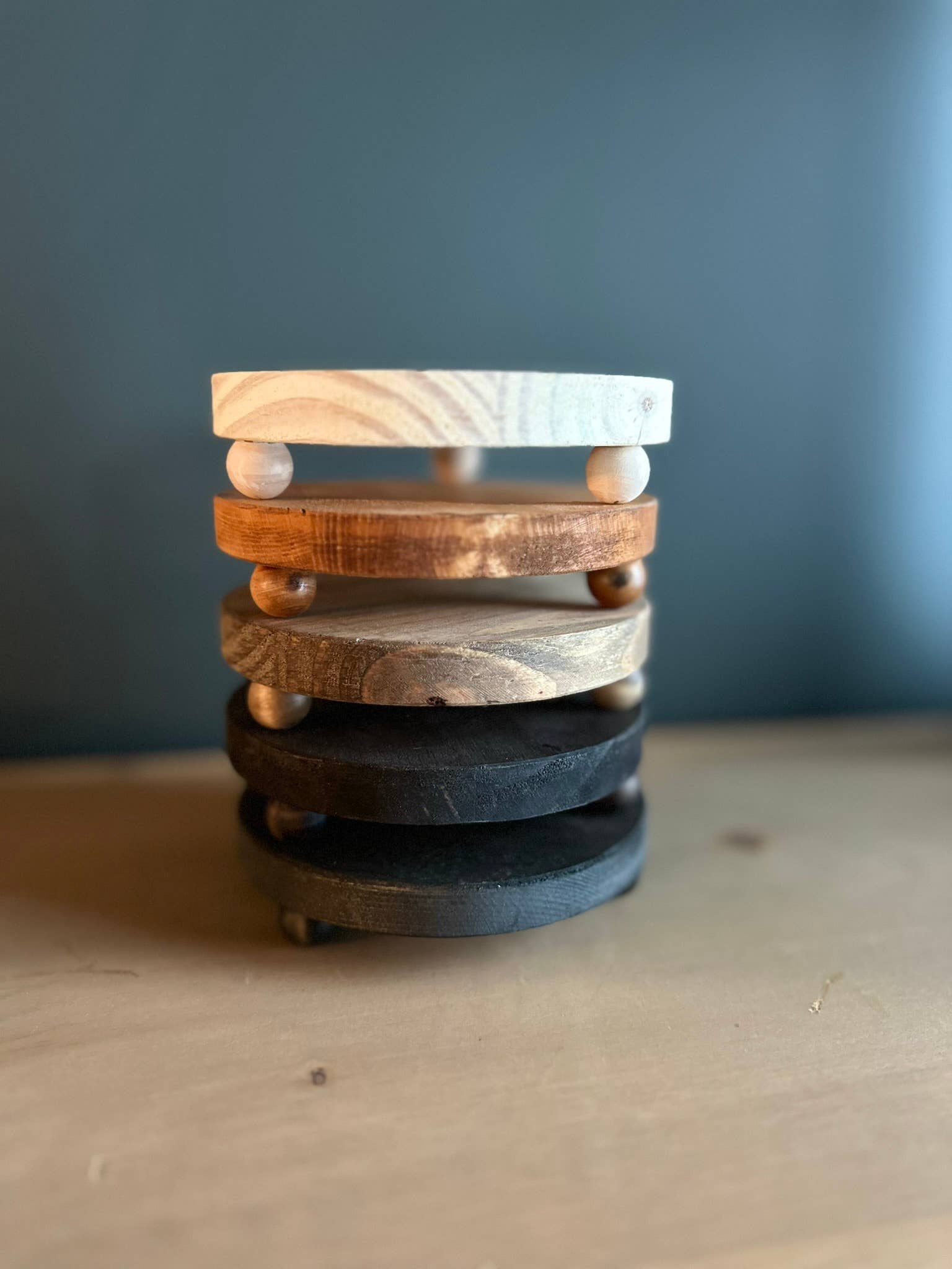 26&7Co. - Venta al por mayor Artículo decorativo de mesa - Elevador Redondo | Elevador de Pedestal | Soporte para Jabón | Soporte para Plantas3