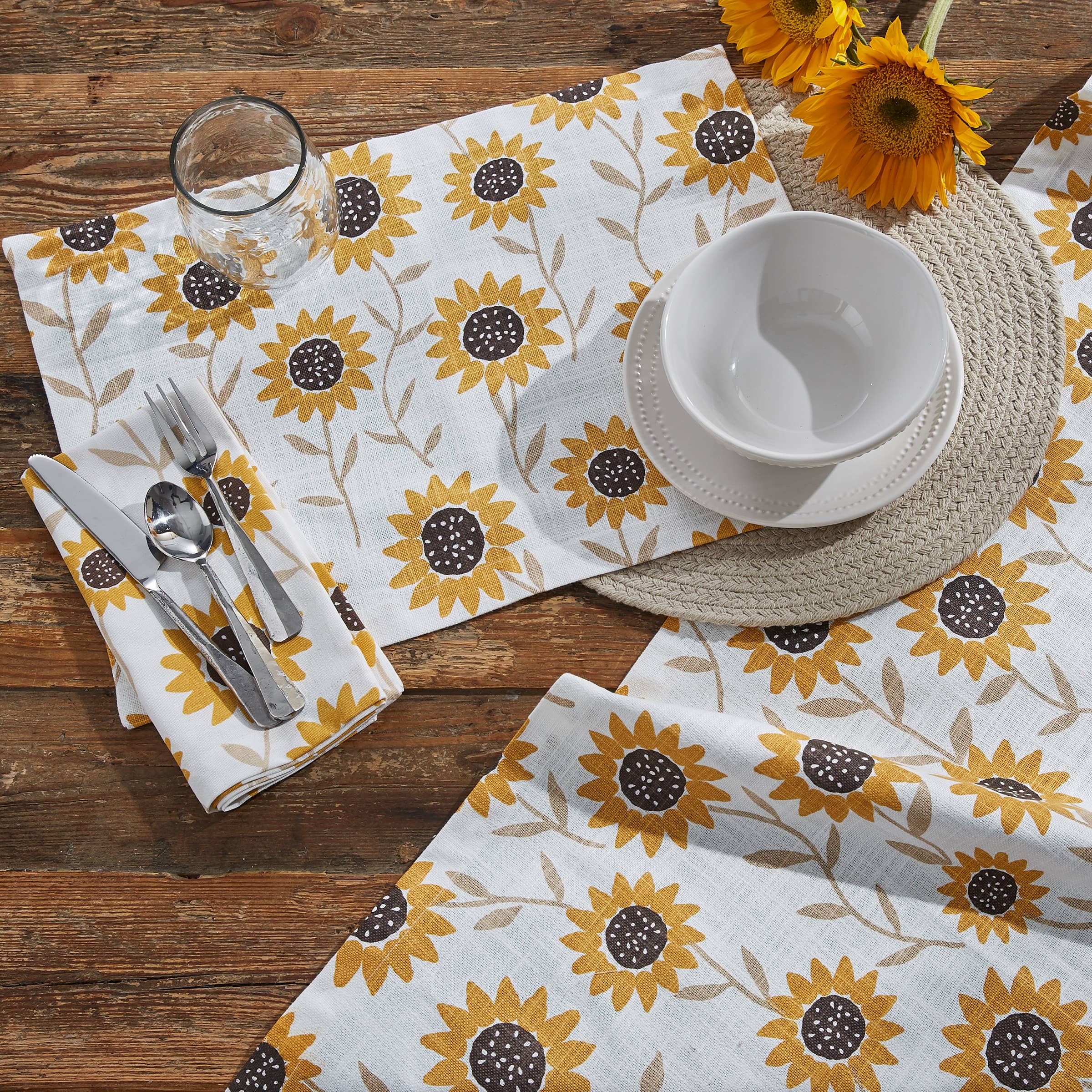 Split P – wholesale Dinner & cloth napkin – Sunflower Print Napkin2