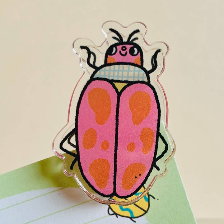 Trombone en acrylique coccinelle rose pour la vente par Bloemkolie