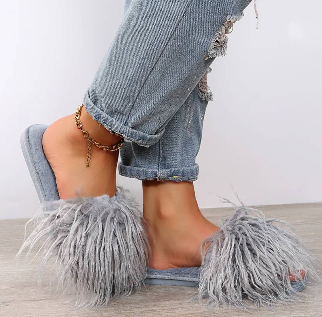 Serenity Collective - Wholesale Slippers - Women's - Plush Warm Flat Slippers9