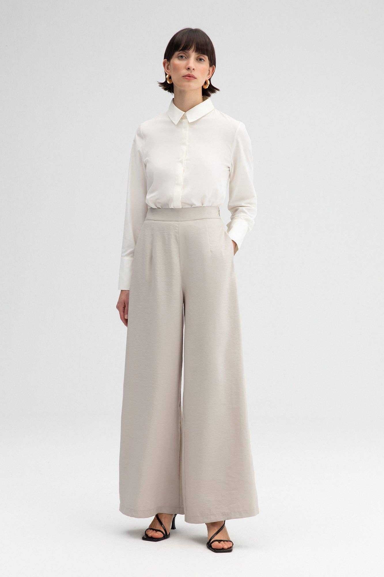 Pietra PANTALONI IN CUPRA A VITA ALTA in vendita all'ingrosso su Faire