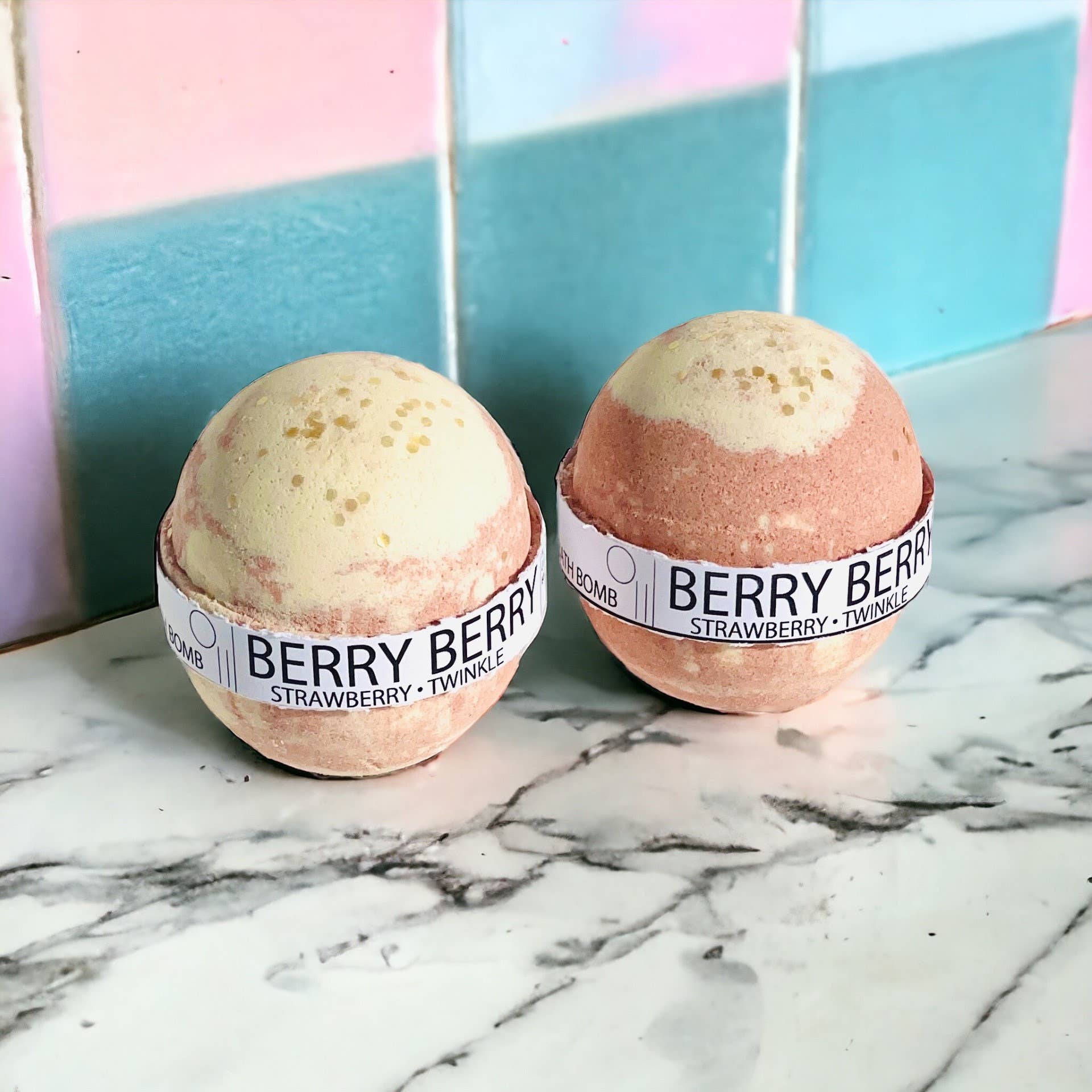 Pure Drop – wholesale Bath bomb/fizz – 18 units of bulk Large Bath Bombs - Choose scent 2