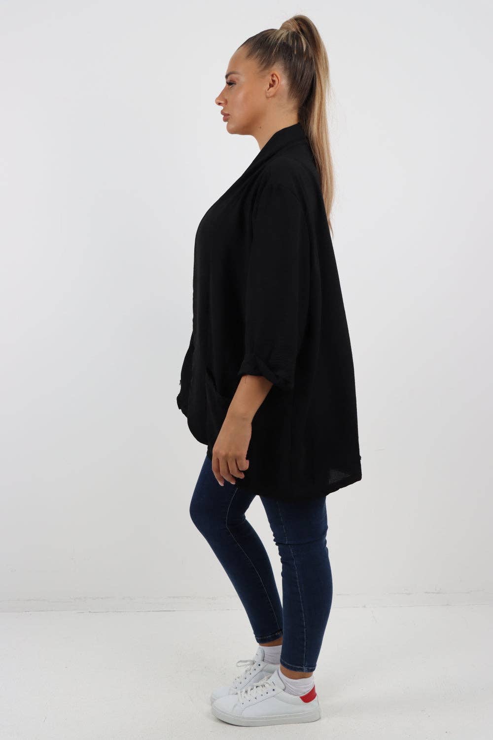 Miss Bold - Venta al por mayor Chaqueta - Mujer - Chaqueta ligera italiana con manga 3/4 y frente abierto14