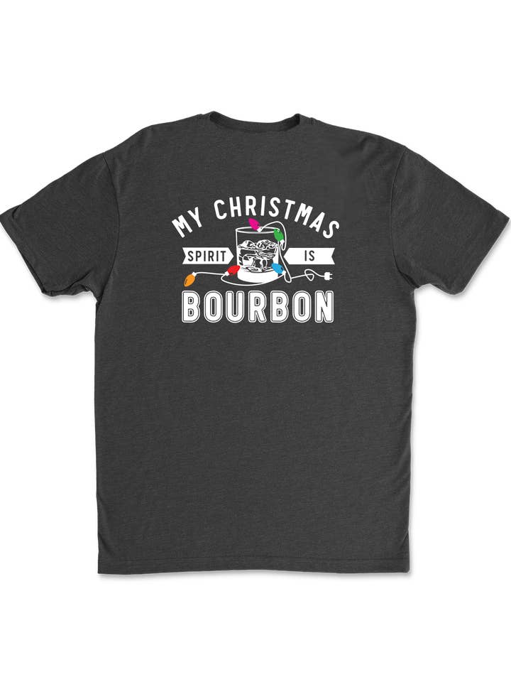 Mon esprit de Noël est un t-shirt de Noël au bourbon pour la vente par Gateway Apparel