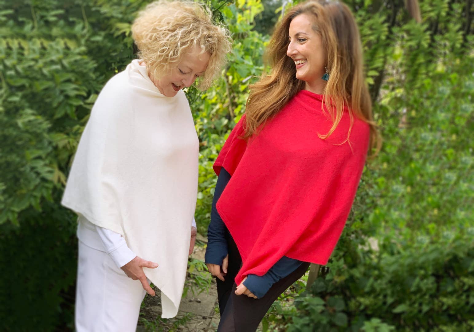 Creatico - Wholesale Poncho - Women's - House of Conti Firenze Cashmere Blend Italian Poncho Regular21