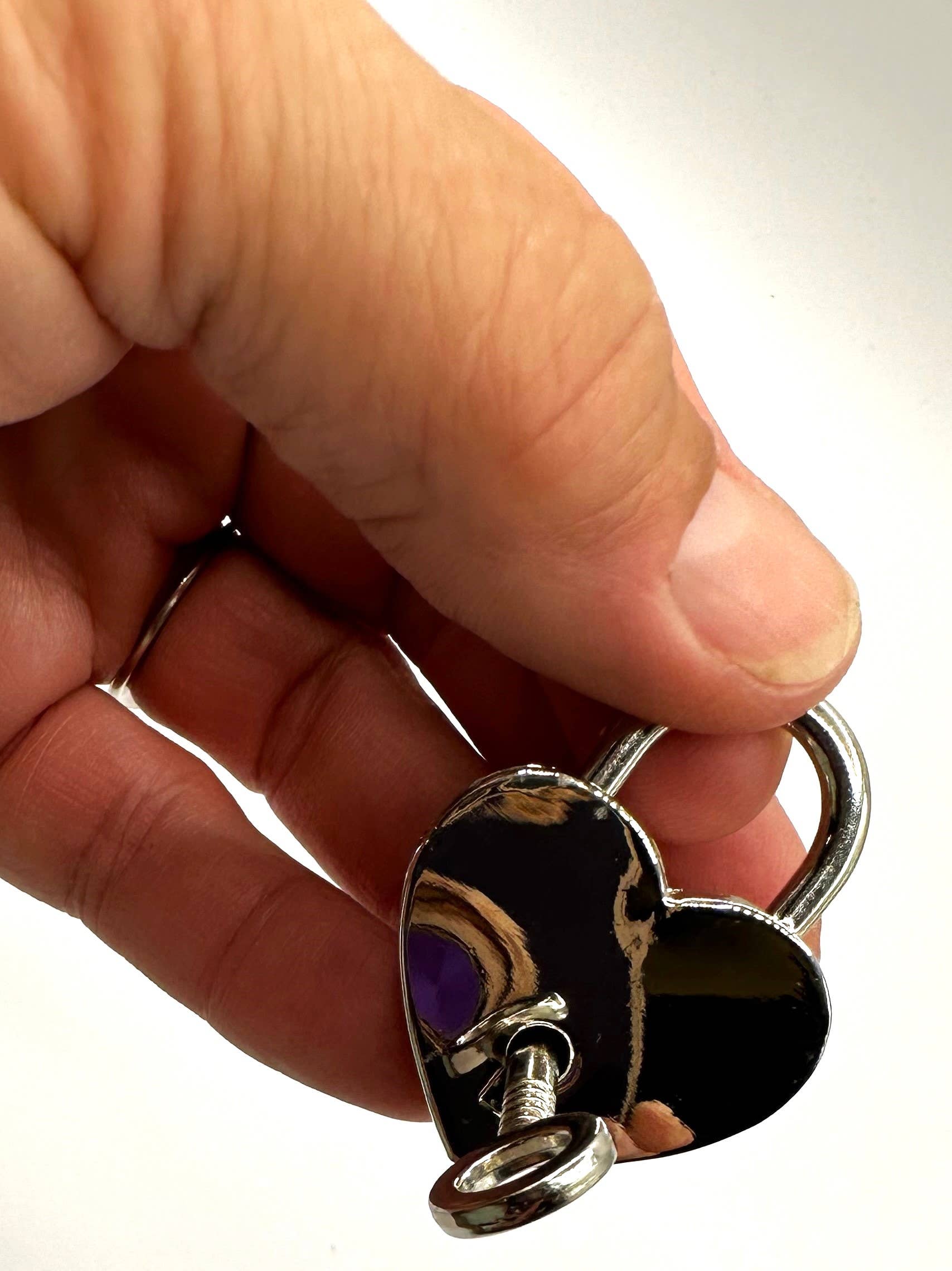 Gifts Amazing! - Wholesale Gag Gift/Novelty Gift - Heart Lock1