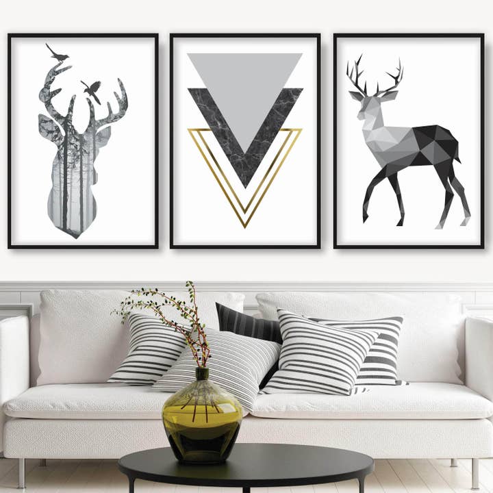 Set di 3 stampe artistiche Scandi Stags effetto nero grigio e oro per la vendita all'ingrosso da parte di Artze Wall Art