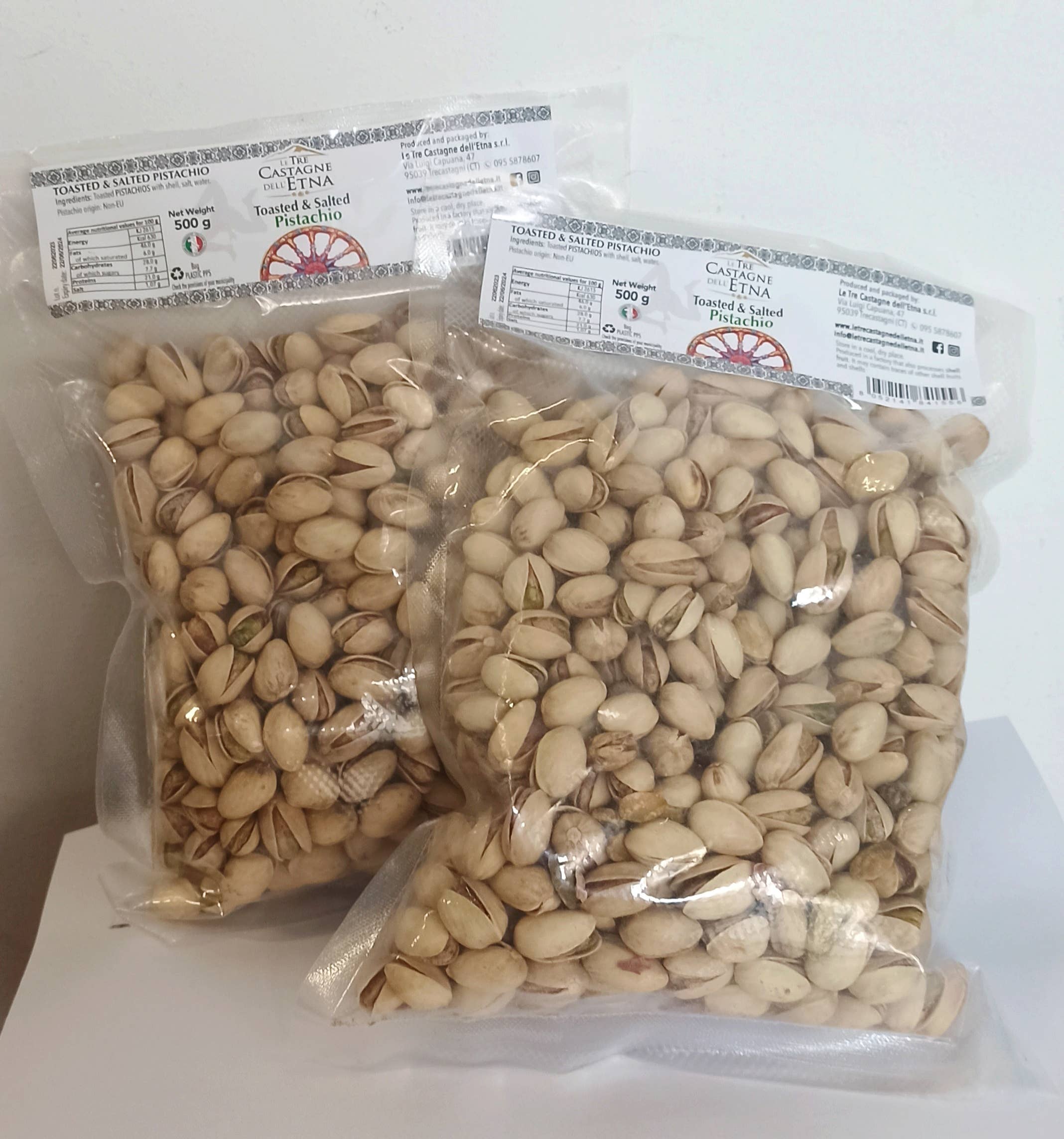 Le Tre Castagne dell'Etna – Frutos secos por atacado – Pistáchio torrado e salgado em embalagens de 500 g.1