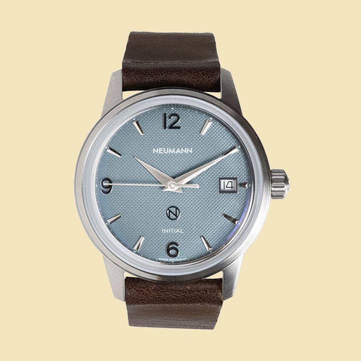 NEUMANN, Initial No1, J02_N för wholesale av Neumann Klockor