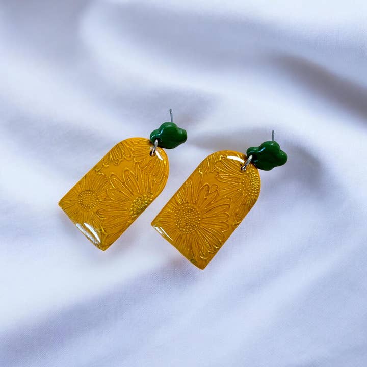 Fish Towne Designs, LLC - Wholesale Dangle Earrings - Sunflower Polymer Clay Earrings