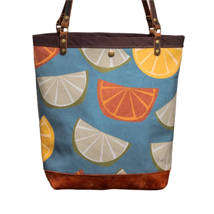 Canvas- und Lederhandbedruckte Tragetasche Frucht-Kollaboration für den Großhandel von In Blue Handmade