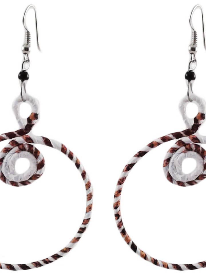 Banana Leaf Lindade Hoop-örhängen för wholesale av Maisha