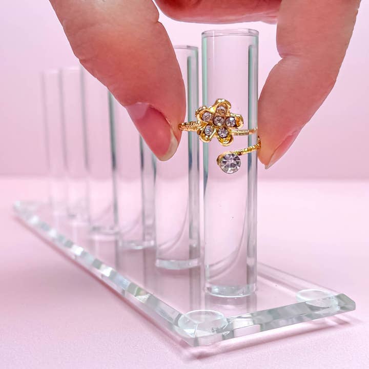 Natalia - Wholesale Jewelry Stand & Display - Acrylic Ring Holder Organizer for Jewelry - Clear 6 Rod-PC