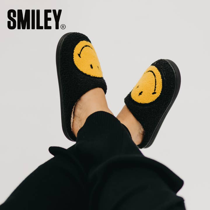 Pretty Simple - Wholesale Slippers - Women's - Smiley® x Pretty Simple Smiley Slippers $5 DEAL7