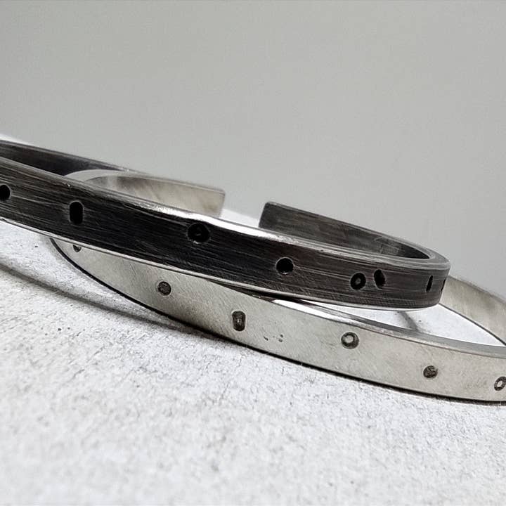 Sturdy 4,8mm Sterling Silver Texture Cuff, Men's Gift Idea, for wholesale by SteamyLab