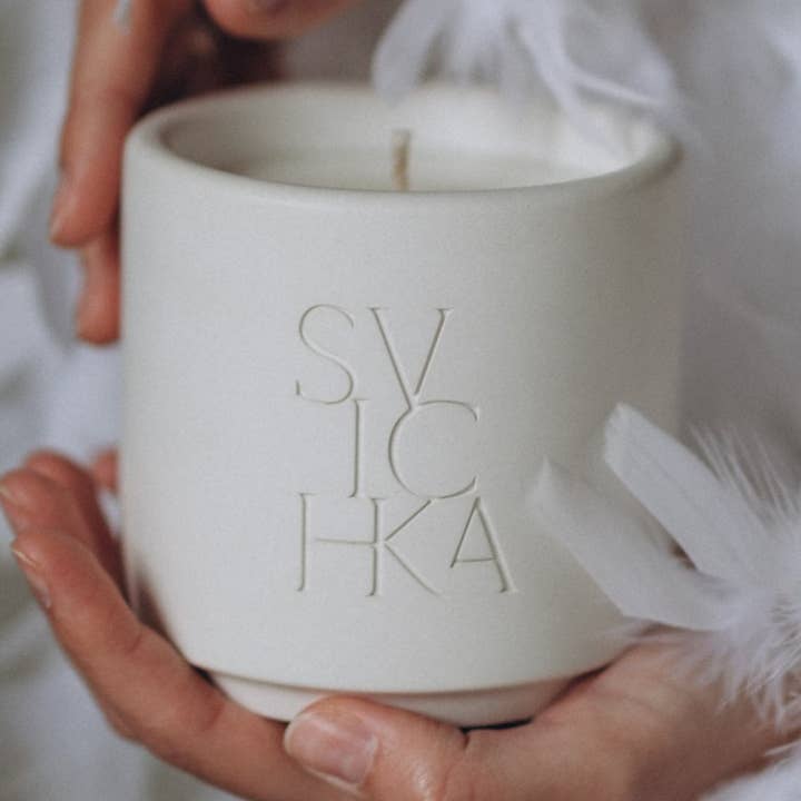 SVICHKA – wholesale Burkljus – Elfenbensvit ljus i hantverksbetongburk — Gyllene timjan2