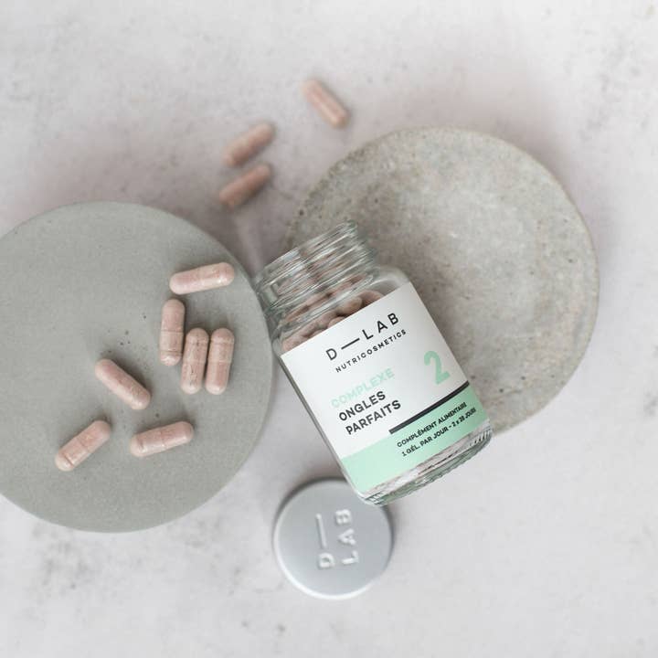 D-LAB NUTRICOSMETICS - Vendita all'ingrosso Vitamine/integratori orali - Complexe per unghie perfette 2 mesi - Nutre e rinforza3