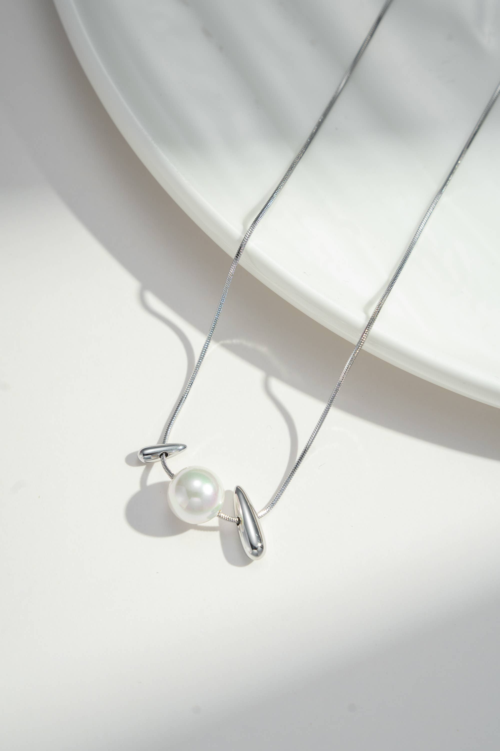 COSMOS - Wholesale Pendant/Charm Necklace - Modern elegant minimalist stainless steel pearl necklace2