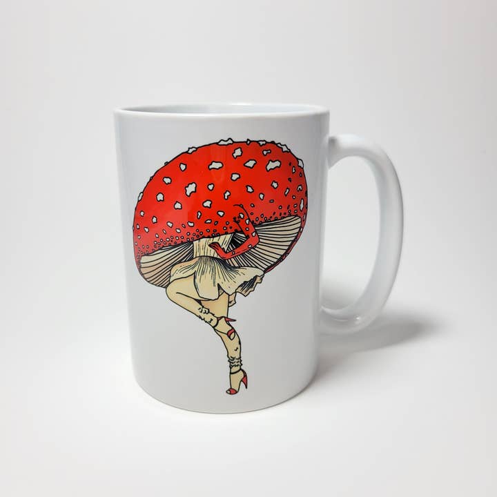 Mushroom Marauder – wholesale Kaffekoppar – Fröken Amanita kaffemugg | Svamp Pinup Girl | 11oz/15 oz1