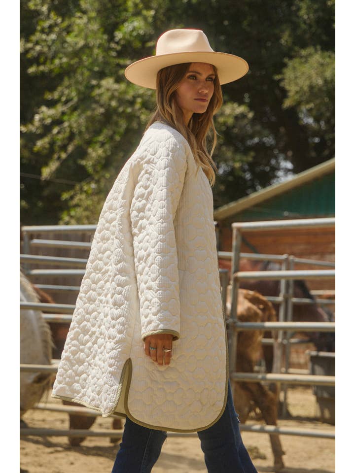 Oddi – wholesale Dunjacka - Dam – Plus blommig quiltad midi långärmad jacka