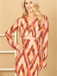 Robe imprimée à découpe frontale en rouille pour la vente par MYS Wholesale Inc