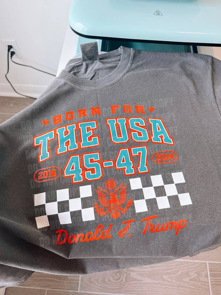 Geboren für das USA-T-Shirt für den Großhandel von The Desert Lobo