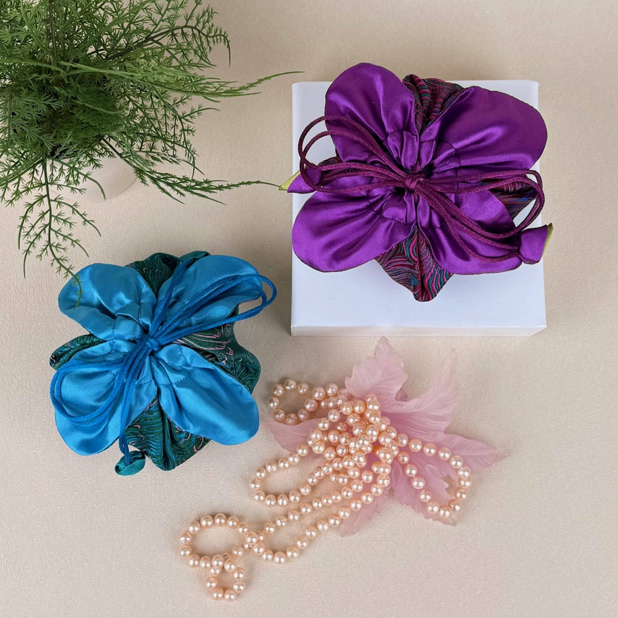 Cathayana - Wholesale Gift Bag - Peacock Brocade Flower Pouch – Jewelry & Gift Bag4