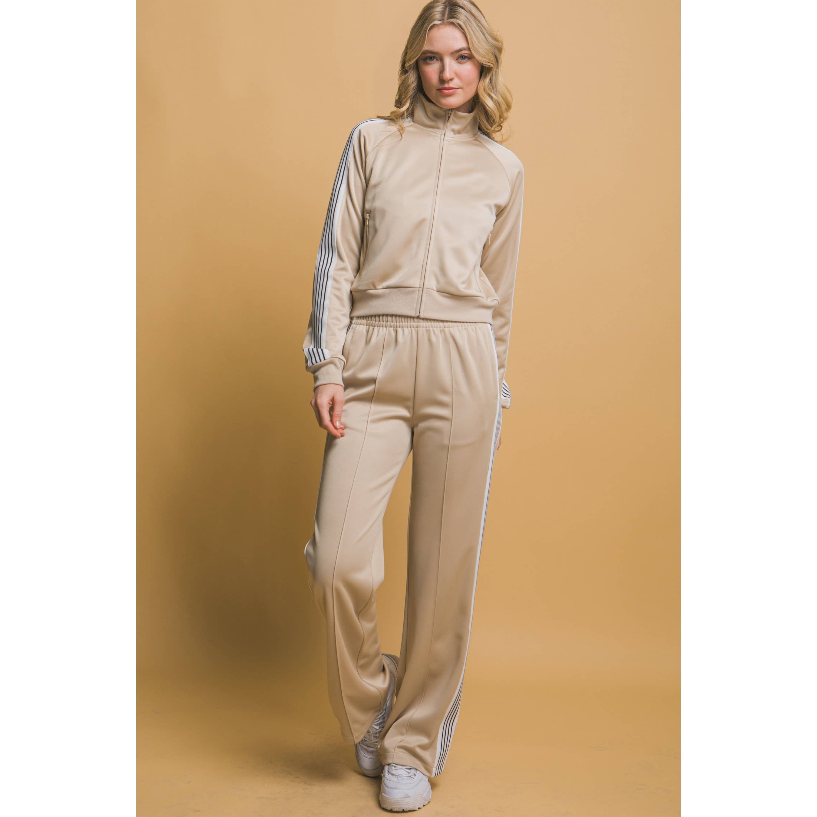 HiteJeans – wholesale Activewear set – Women′s – Trendy side stripe jacket and pants set7