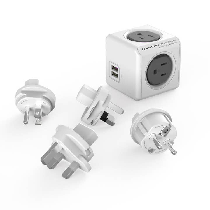 PowerCube Rewirable USB + 4x ficha - 4 saídas e USBs duplas por atacado de Allocacoc DesignNest