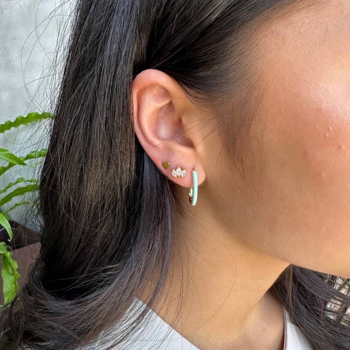 Something Silver - Vendita all'ingrosso Orecchini a cerchio - Orecchini a cerchio con chiusura a scatto e maglie oblunghe smaltate1