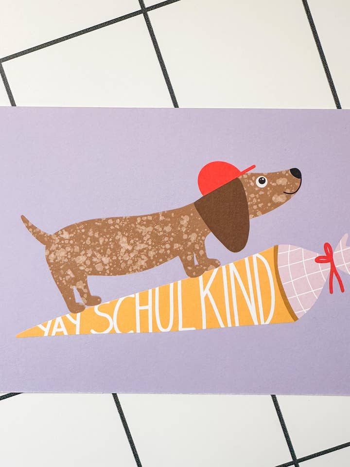 Cartolina Yay Bambino/a a Scuola con Bassotto per la vendita all'ingrosso da parte di StudioSonna