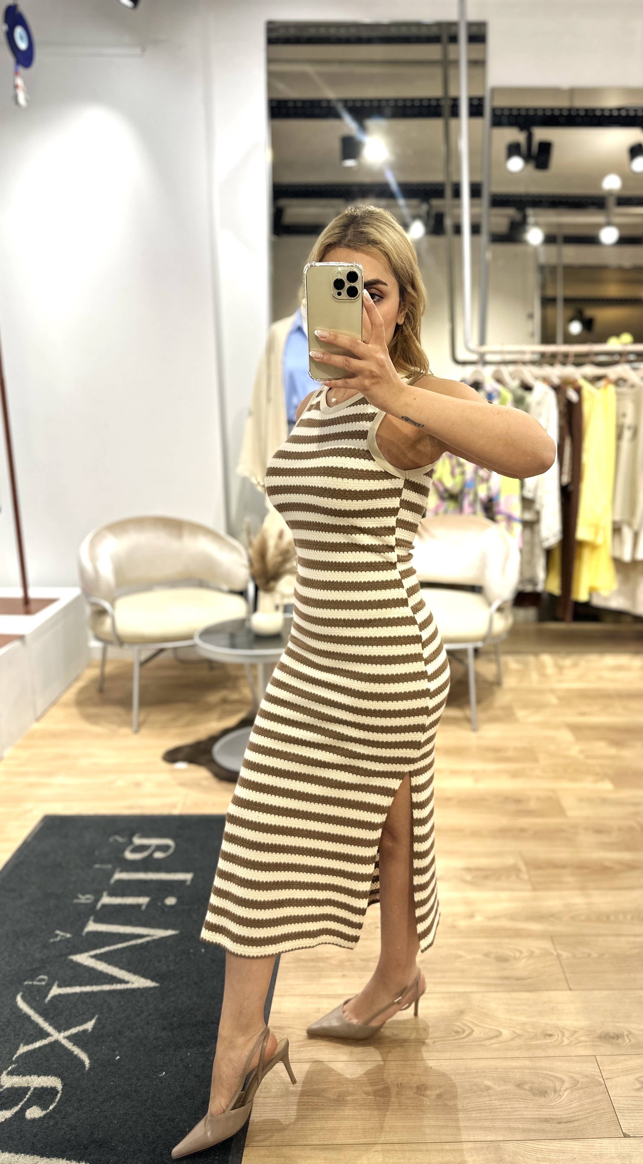 MAXMILA PARIS - Wholesale Dress - Women's - Striped Knit Dress – KANOS1