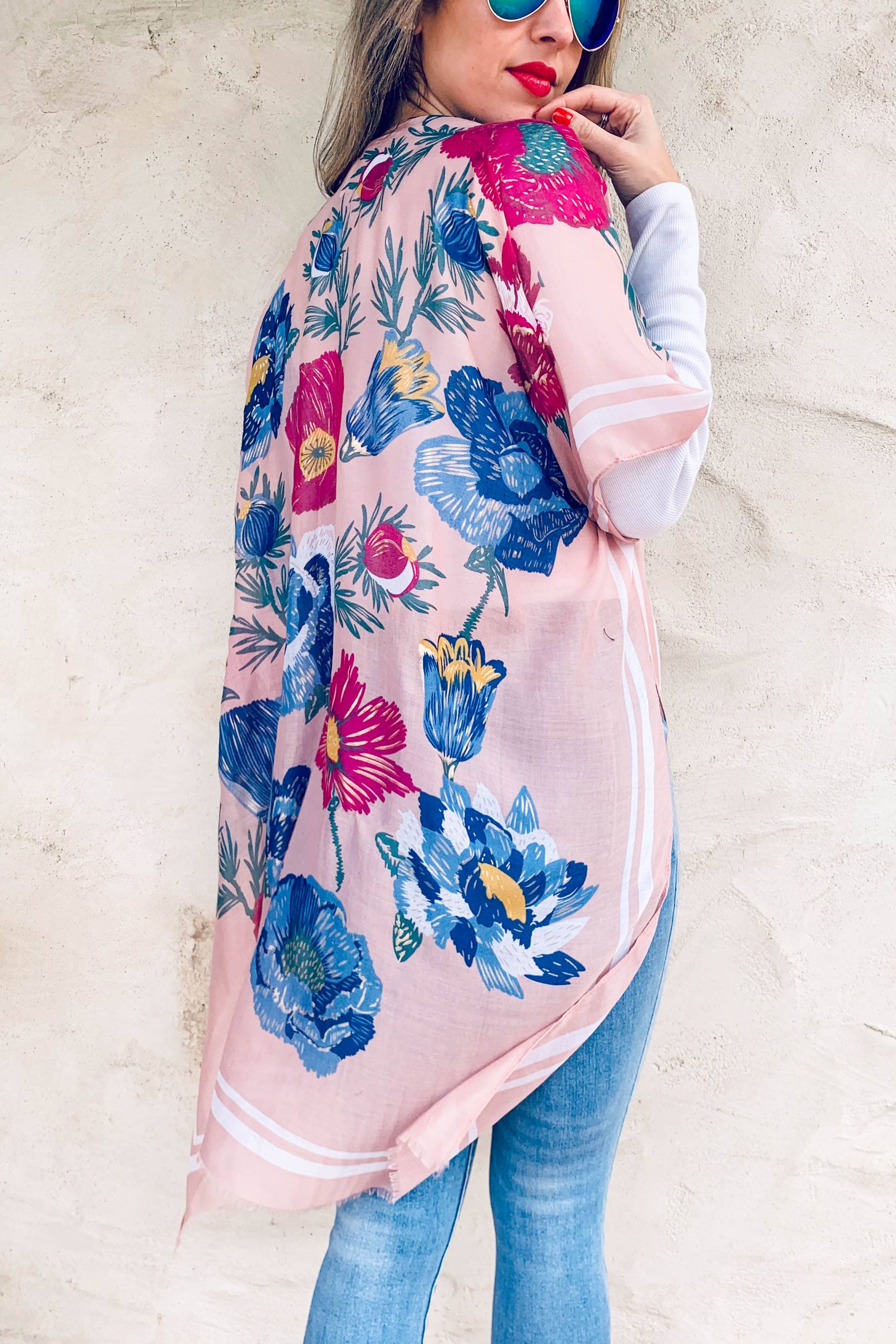 AMOLI – Engroshandel Kimono - Dame – Blomstret Trykt Kimono Cardigan Med Frynser6