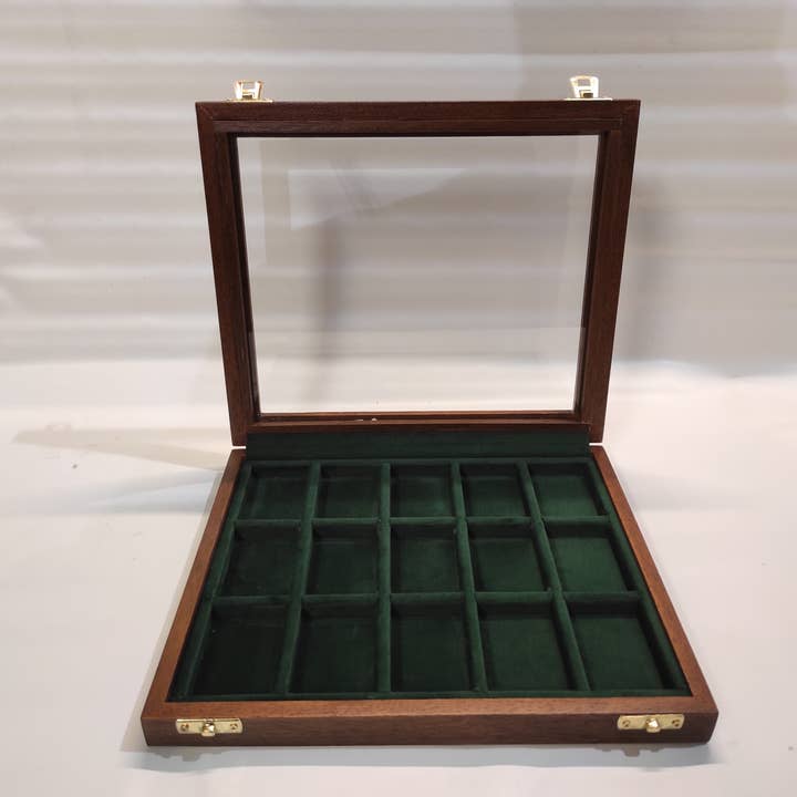 Lighter box - display case for lighters for wholesale by Coins&More