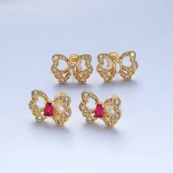 Boucles d'oreilles clous papillon en or rempli 24K, baguette transparente, fuchsia micro pavée CZ | AD773 P062 pour la vente par Aim Eternal