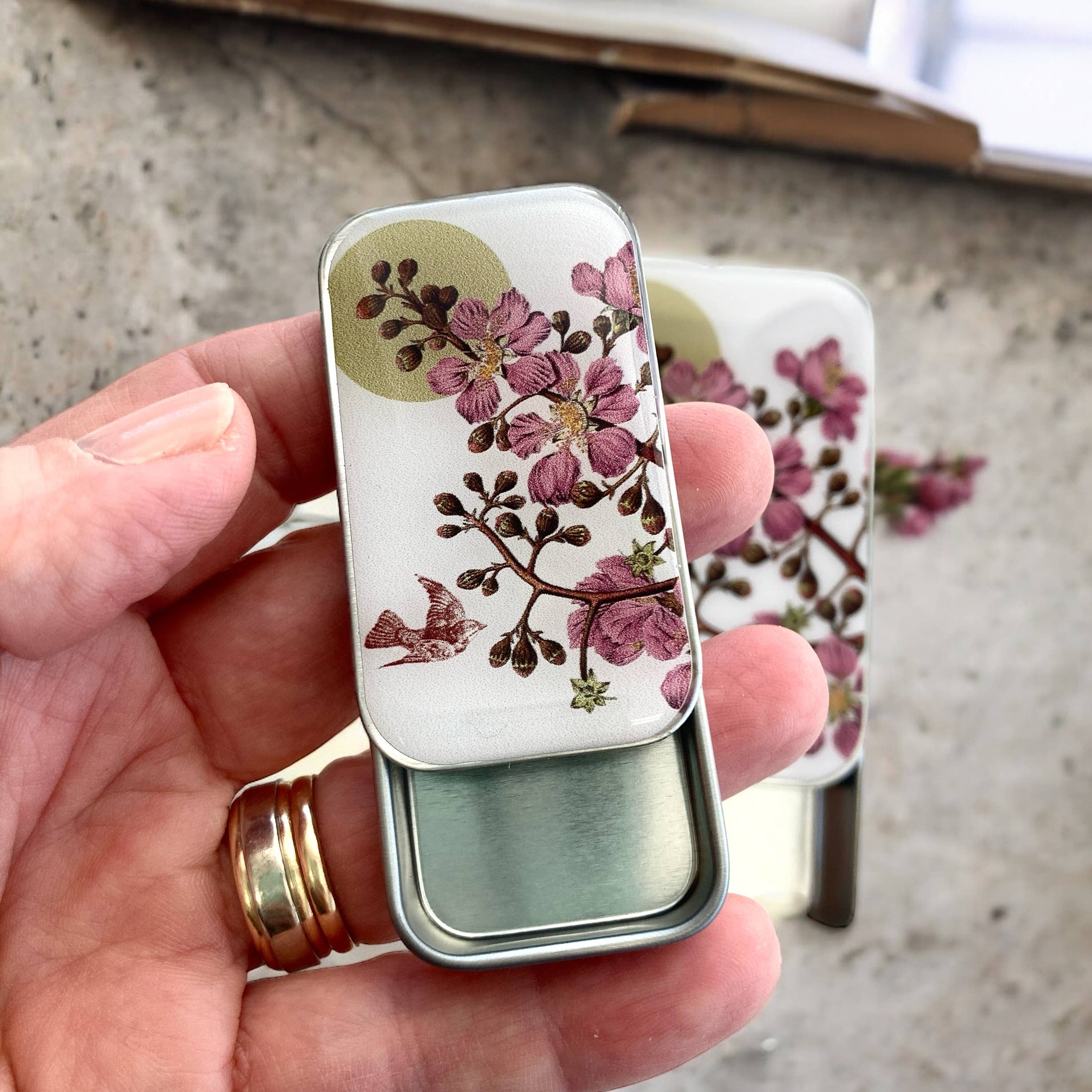 Firefly Notes - Wholesale Knitting/Crochet Supplies - Cherry Blossom & Swallow Notions tin4