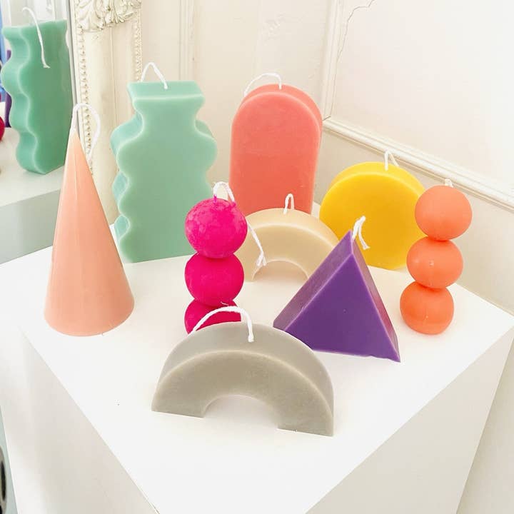 Maple + Love - Vente Bougies originales - Bougies en cire d'abeille aux formes géométriques colorées12